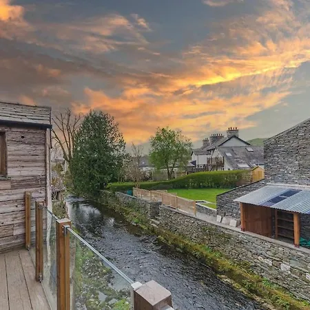 Вилла Quirky Retreats - The Barn Стейвли Экстерьер фото