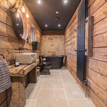 Вилла Quirky Retreats - The Barn Стейвли Экстерьер фото