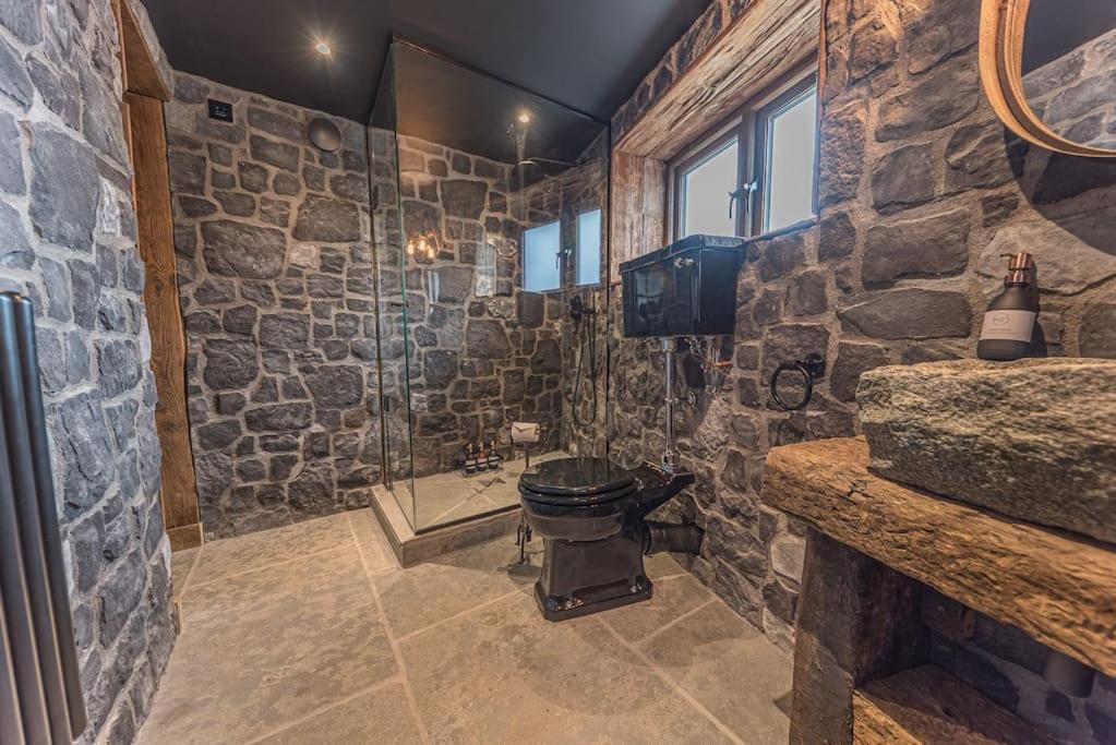 Quirky Retreats - The Barn Villa