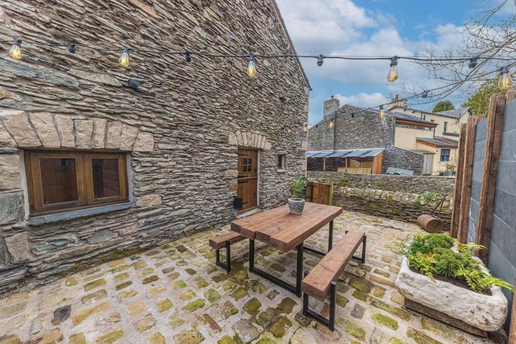 Quirky Retreats - The Barn Villa