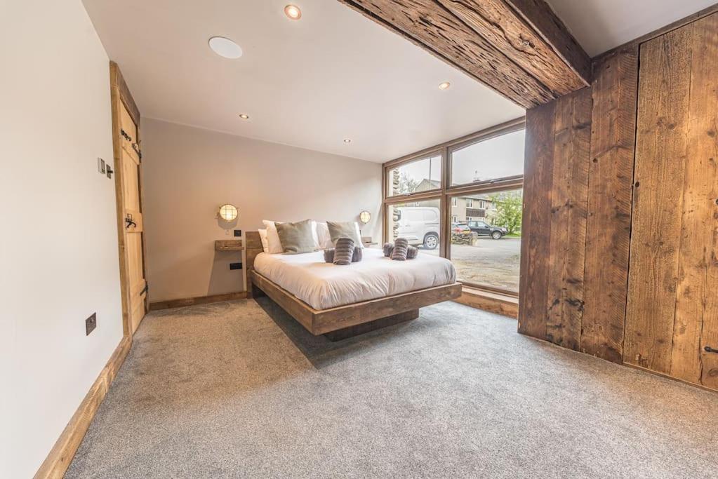 Quirky Retreats - The Barn * Staveley (Cumbria)