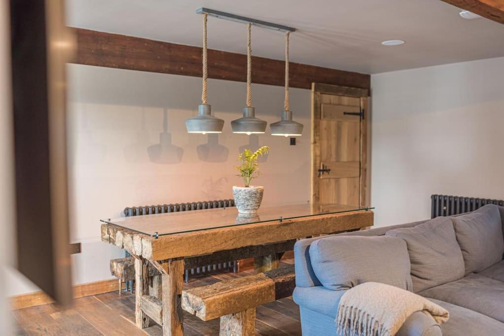 Quirky Retreats - The Barn