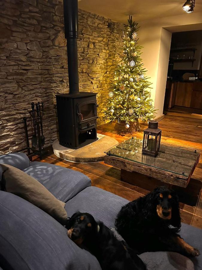 Quirky Retreats - The Barn *